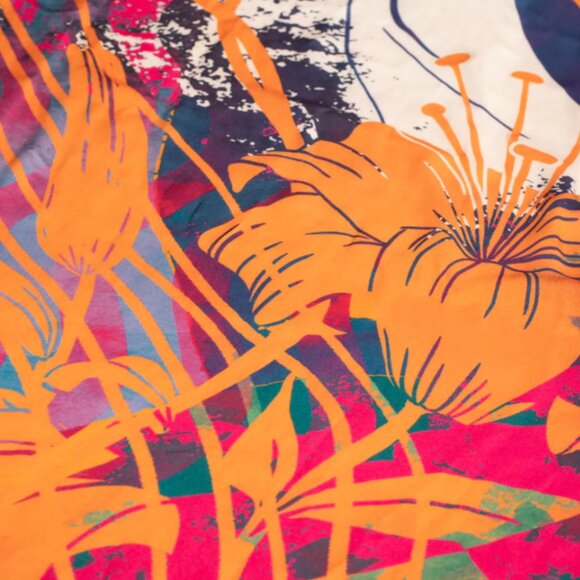 Vibrant Satin Kimono Robe SAACHI NEW - Picture 9 of 13